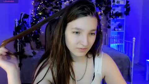 Mia online show from February 11, 2026, 10:20 am