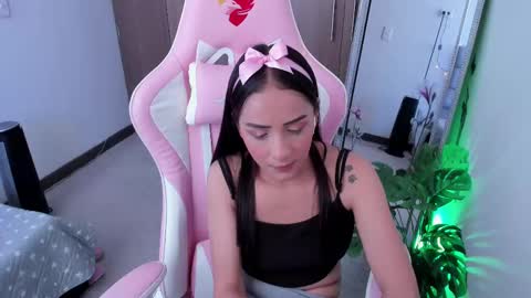 Snapshot of miaa_06 chatting on March 3, 2025, 4:46 pm mia  nicolle online show from March 3, 2025, 4:46 pm