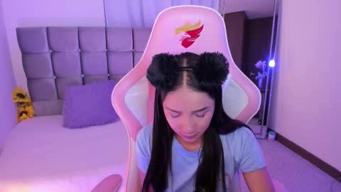 Snapshot of miaa_06 chatting on September 18, 2025, 11:18 pm mia  nicolle online show from September 18, 2025, 11:18 pm