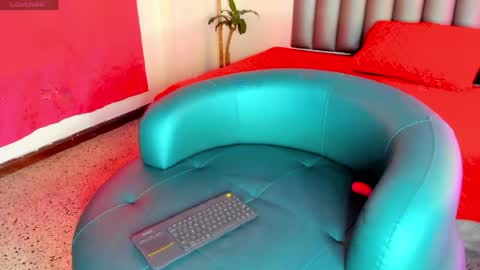 Miaa Foxx online show from April 10, 2026, 8:13 pm