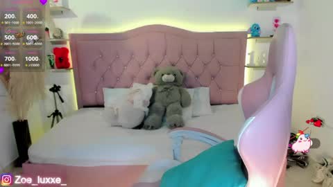 Snapshot of miaa_foxx_ chatting on May 1, 2026, 9:19 pm Mia online show from May 1, 2026, 9:19 pm