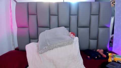 Snapshot of miaabrown__ chatting on January 10, 2025, 12:04 pm Mia online show from January 10, 2025, 12:04 pm