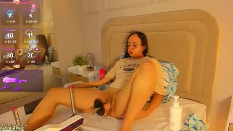 Snapshot of miaaffox chatting on February 8, 2026, 2:20 pm miaaffox online show from February 8, 2026, 2:20 pm