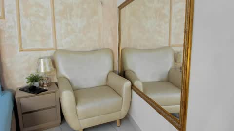 Miaasummer online show from April 3, 2026, 11:52 am