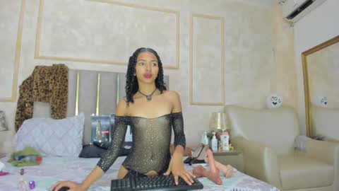 Snapshot of miaasummer chatting on June 19, 2026, 11:36 am Miaasummer online show from June 19, 2026, 11:36 am