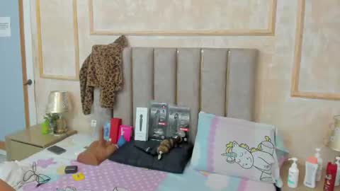 Snapshot of miaasummer chatting on June 21, 2026, 12:08 pm Miaasummer online show from June 21, 2026, 12:08 pm