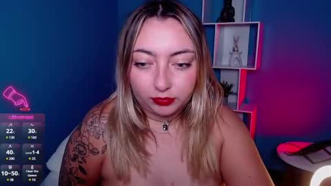 Snapshot of miaawild chatting on December 7, 2024, 1:14 am Andrea online show from December 7, 2024, 1:14 am