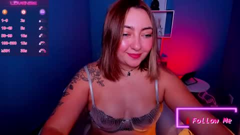 Snapshot of miaawild chatting on January 23, 2025, 10:11 pm Andrea online show from January 23, 2025, 10:11 pm