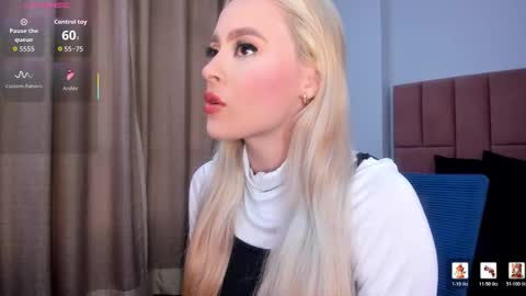 Snapshot of miacarperrlux chatting on February 26, 2026, 8:52 pm MiaCarper online show from February 26, 2026, 8:52 pm