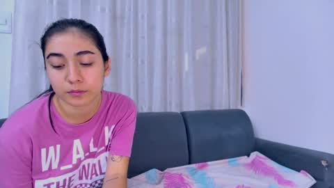 MiaFTMaX online show from September 18, 2025, 2:52 pm