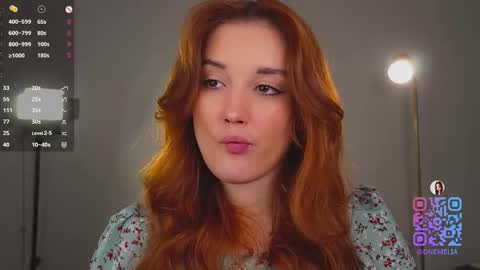 Mia online show from December 21, 2025, 1:40 pm