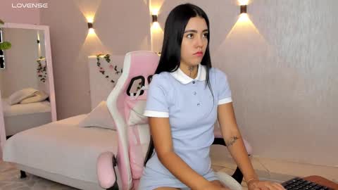 Mia Gomez online show from February 26, 2025, 3:52 pm