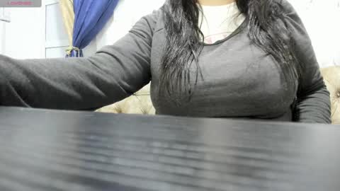 Miah Collins online show from February 21, 2025, 9:13 am