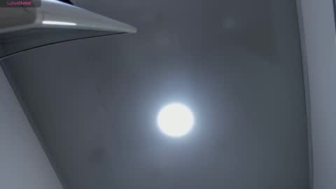 Miah Collins online show from September 16, 2025, 11:22 am