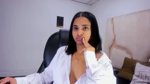 Snapshot of miahsex69 chatting on October 20, 2025, 2:45 am miahsex69 online show from October 20, 2025, 2:45 am
