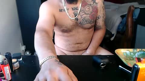 Mark online show from October 8, 2025, 5:54 pm