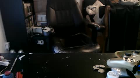 Mark online show from March 3, 2026, 12:55 pm