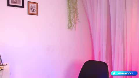 Snapshot of miaknox chatting on December 12, 2024, 10:34 am Mia online show from December 12, 2024, 10:34 am