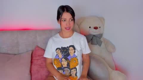 Snapshot of miakris1 chatting on March 8, 2025, 12:09 pm miakris1 online show from March 8, 2025, 12:09 pm