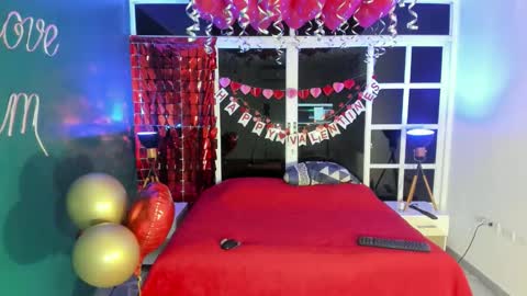 Mia 3 online show from February 15, 2026, 2:52 am