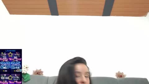 Snapshot of miamackleyn_ chatting on January 9, 2025, 4:17 pm MIA online show from January 9, 2025, 4:17 pm
