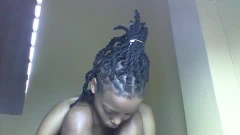 Snapshot of miami_muffin chatting on November 24, 2025, 11:54 am Muffin online show from November 24, 2025, 11:54 am