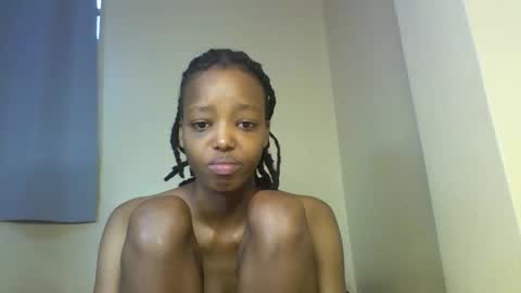 Snapshot of miami_muffin chatting on November 30, 2025, 1:26 pm Muffin online show from November 30, 2025, 1:26 pm