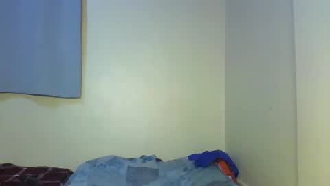 Muffin online show from December 19, 2025, 1:01 am