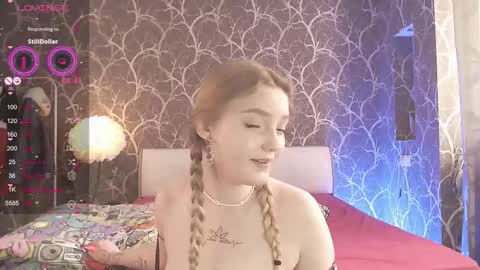 Mia online show from March 12, 2026, 1:17 pm