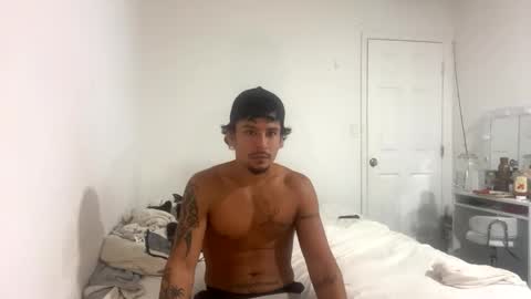 miamiclos1 online show from November 30, 2025, 1:48 pm