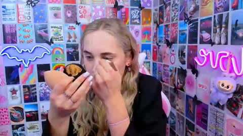 miamilas online show from December 18, 2025, 3:07 pm