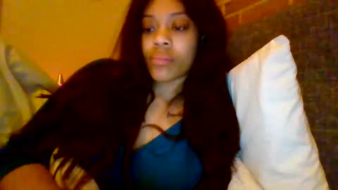 MiaMuffn online show from April 13, 2026, 2:06 am