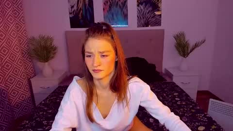 Mia online show from January 29, 2025, 10:01 pm