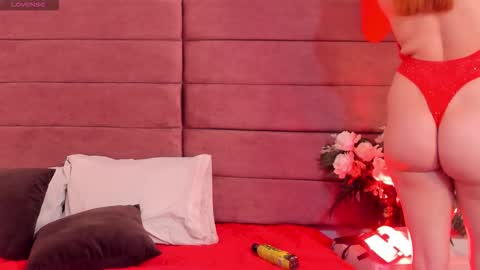 Mia Rouxx online show from October 16, 2025, 11:33 am