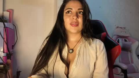 MiaHancock online show from May 18, 2026, 5:46 am