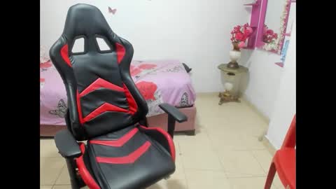 miasexi_hot11 online show from April 22, 2026, 10:55 pm