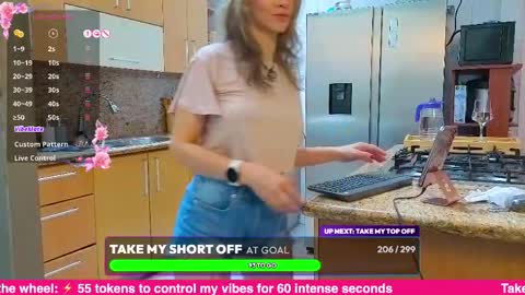 miasiren online show from May 28, 2026, 9:12 pm