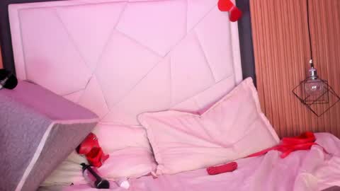 Snapshot of miatorres4 chatting on April 24, 2026, 1:57 pm miatorres4 online show from April 24, 2026, 1:57 pm