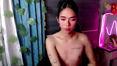 Snapshot of miatrixs chatting on January 9, 2026, 10:29 am Mia online show from January 9, 2026, 10:29 am