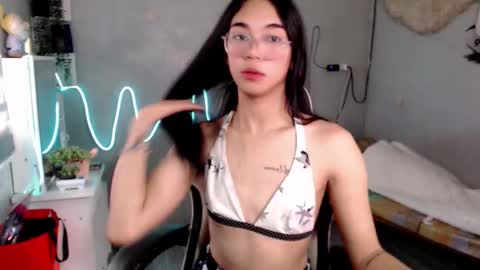 Snapshot of miatrixs chatting on February 22, 2026, 5:19 am Mia online show from February 22, 2026, 5:19 am