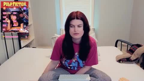 Snapshot of miawallace__ chatting on May 13, 2026, 1:52 pm Mia online show from May 13, 2026, 1:52 pm