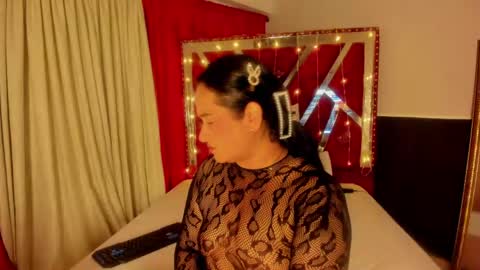 micaelahott_ online show from April 12, 2026, 2:49 am