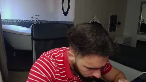 MicahLane online show from July 6, 2026, 4:42 am