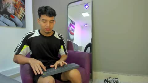 Michael Ross online show from January 7, 2026, 11:34 am