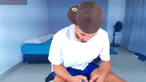 Angel online show from January 28, 2025, 11:50 pm