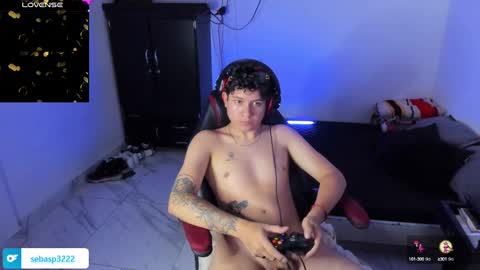 Snapshot of michael_kendall0 chatting on January 17, 2025, 1:36 am michael independent model  online show from January 17, 2025, 1:36 am