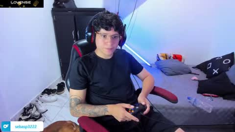 Snapshot of michael_kendall0 chatting on March 4, 2025, 1:01 am michael independent model  online show from March 4, 2025, 1:01 am