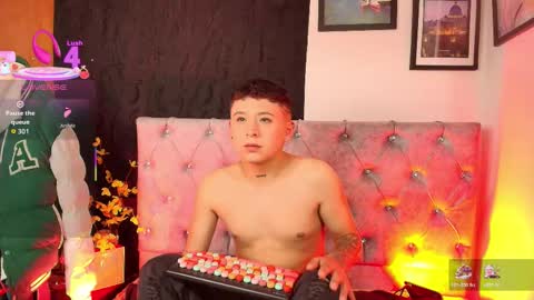 michael_lopez_1 online show from December 19, 2025, 1:18 pm