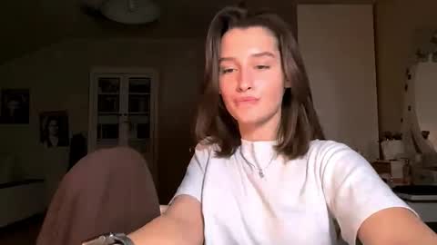 Emily online show from November 25, 2025, 3:01 pm