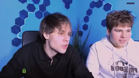 Snapshot of michael_strong_ chatting on January 15, 2026, 10:09 am Your Michael online show from January 15, 2026, 10:09 am